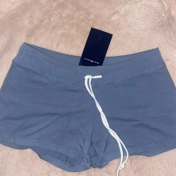 Brandy Melville rare blue shorts - Picture 4 of 6